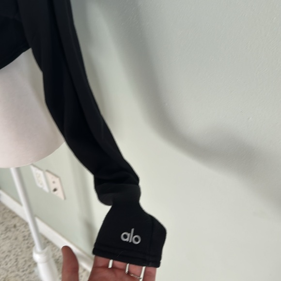 ALO Yoga Extreme Crop Zip Up Hoodie Black - Picture 8 of 13